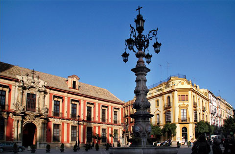 去西班牙旅游需要带什么_北京中国国旅