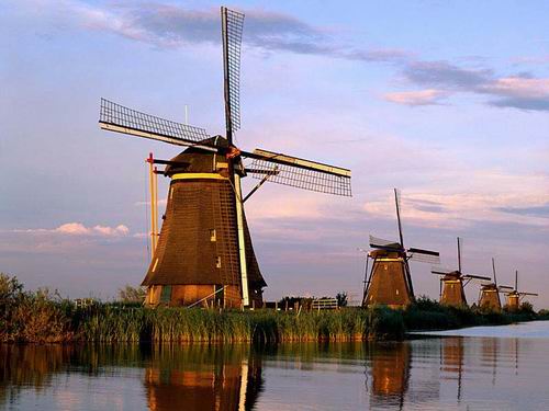 荷兰：童话般的风车王国图片