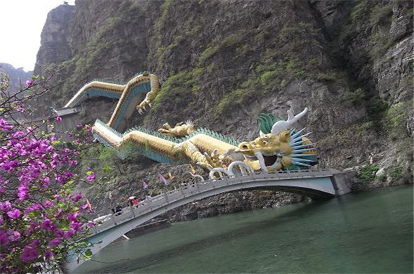 云南玉溪新平有多少人口_云南玉溪新平县城照片(3)
